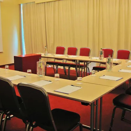 Hilton Garden 4*