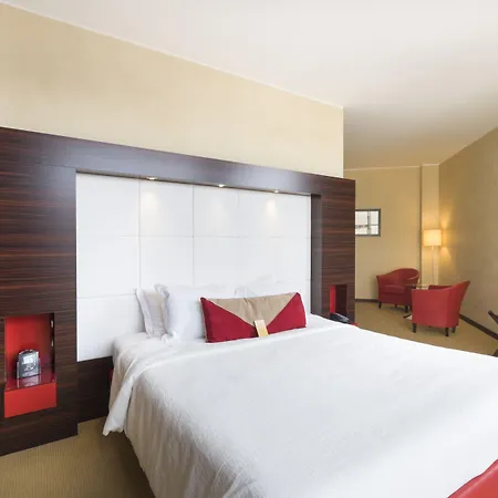 فندق Hilton Garden ليتشي