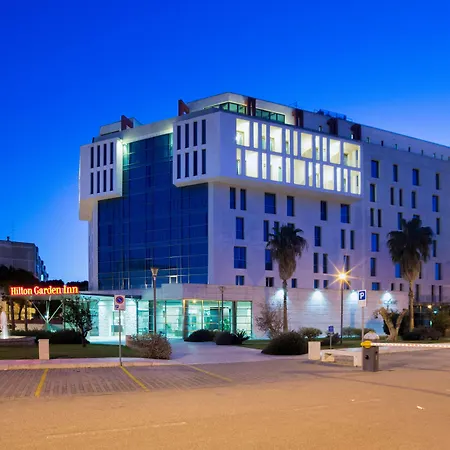 Ξενοδοχείο Hilton Garden 4*