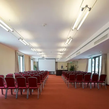 Hilton Garden
