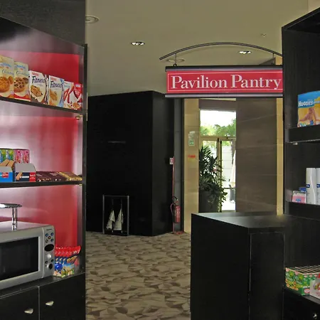 Hotell Hilton Garden 4*