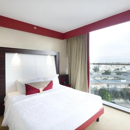 Hilton Garden