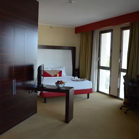 Hotel Hilton Garden 4*