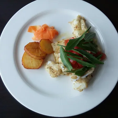 Hilton Garden Hotel 4*