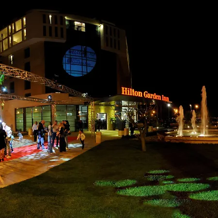 Hilton Garden Hotel 4*