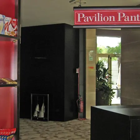 Hilton Garden Hotel 4*