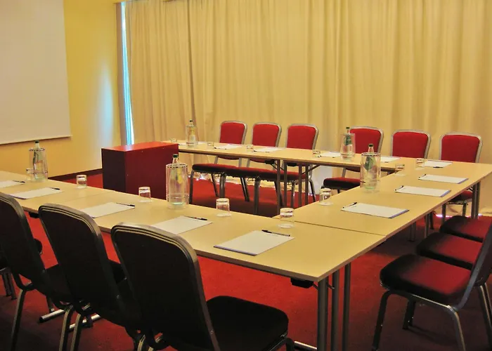 Hilton Garden 4*